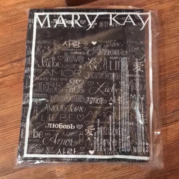 rectangular makeup bolsa